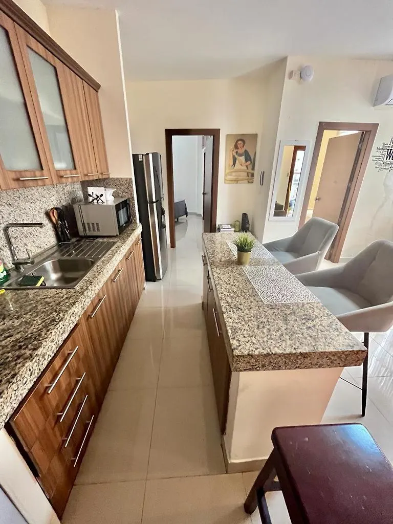 Garzota Suites Airport Guayaquil 0*,